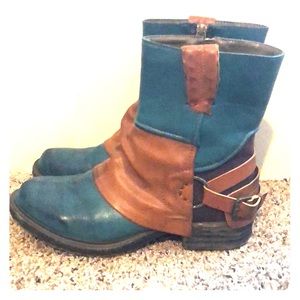 Unique blue tan French Blu Amanda Boot (size 37)